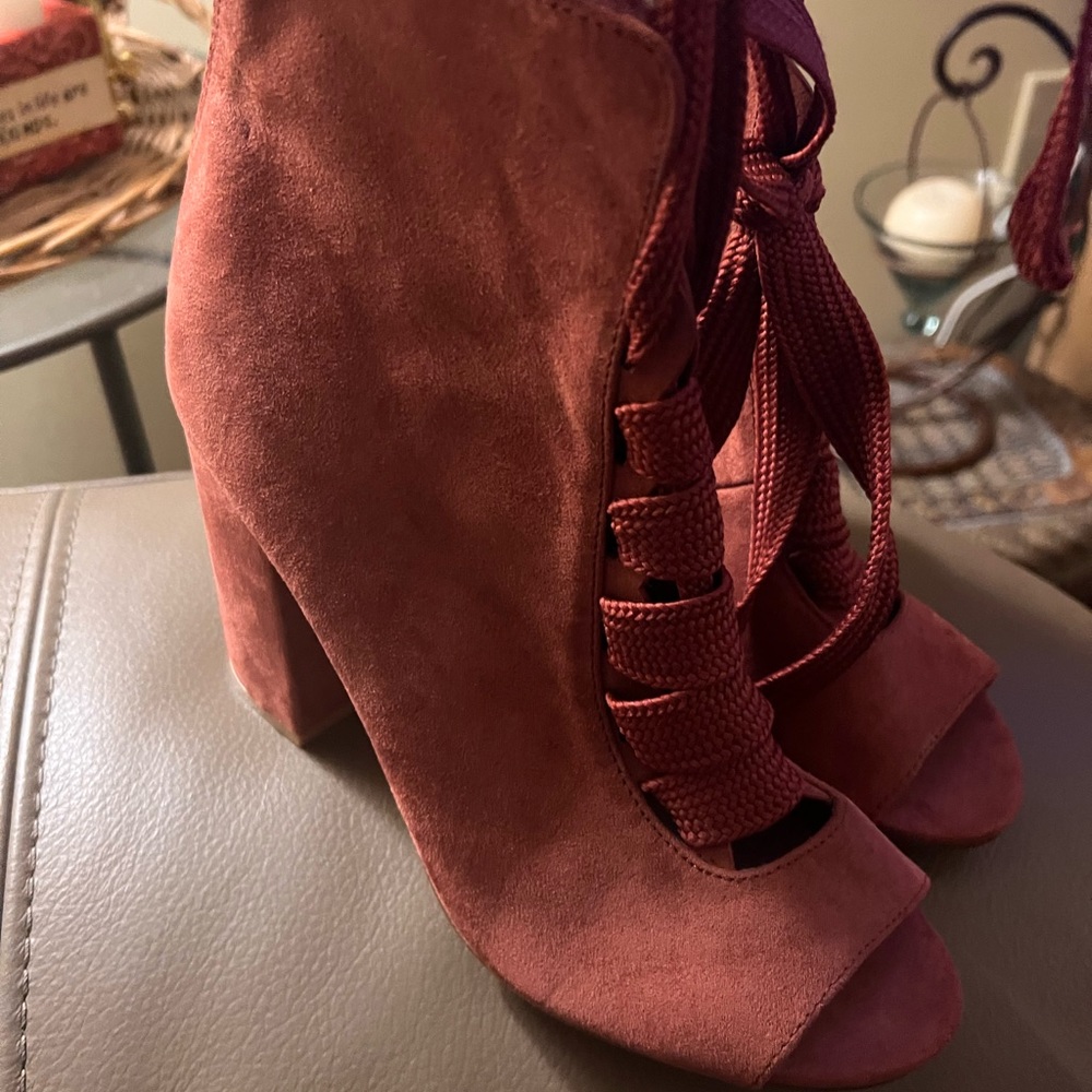 Just Fab Maroon tied up boots 8.5